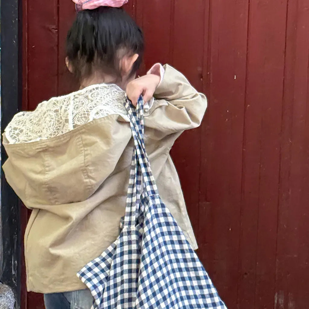 ショートコート・ジャケット・ジャンパー レースフリル付きフードジャケット ゆったりAラインアウター【mh0011057】