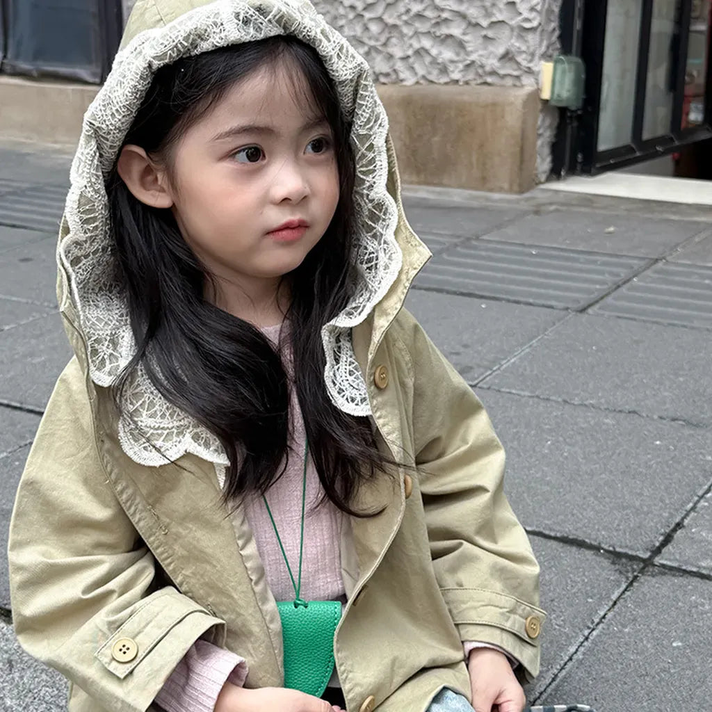 ショートコート・ジャケット・ジャンパー レースフリル付きフードジャケット ゆったりAラインアウター【mh0011057】