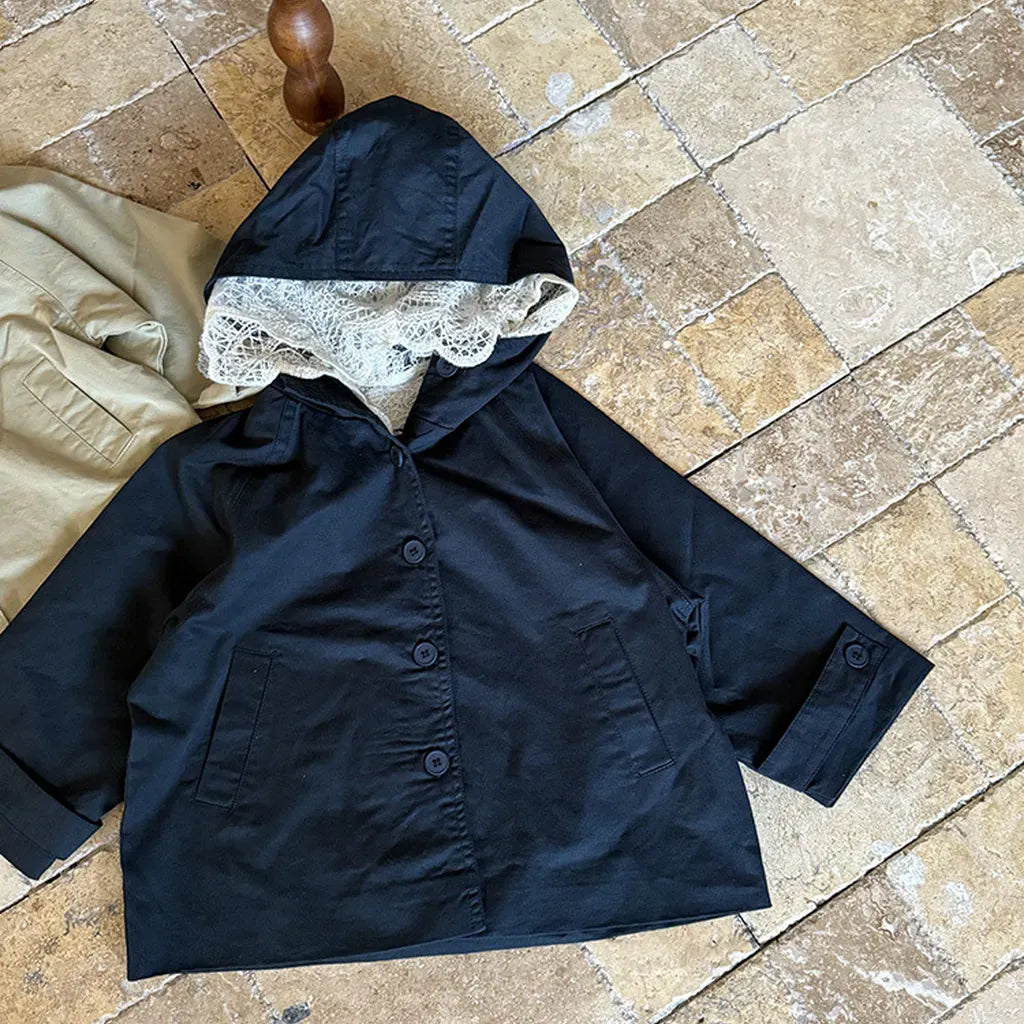 ショートコート・ジャケット・ジャンパー レースフリル付きフードジャケット ゆったりAラインアウター【mh0011057】