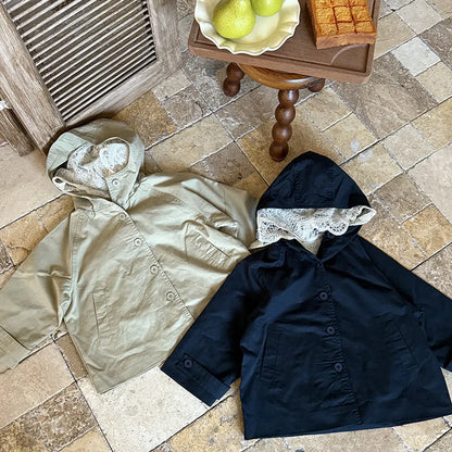 ショートコート・ジャケット・ジャンパー レースフリル付きフードジャケット ゆったりAラインアウター【mh0011057】