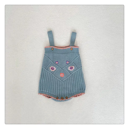 ロンパースセットアップ a piece of romper / 6M (66cm) ベビーセットアップ 2点セット ニットカーディガンジャケット ノースリーブロンパース サスペンダーロンパース フラワー花柄刺繍