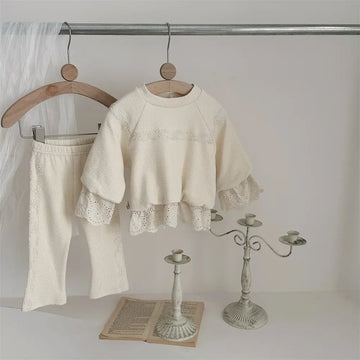 長袖セットアップ Apricot / 12M  80CM ベビーセットアップ 2点セット レースペプラムドッキング長袖スウェットシャツ+フラワー刺繍アクセントロングパンツ アプリコット【mh0007209】