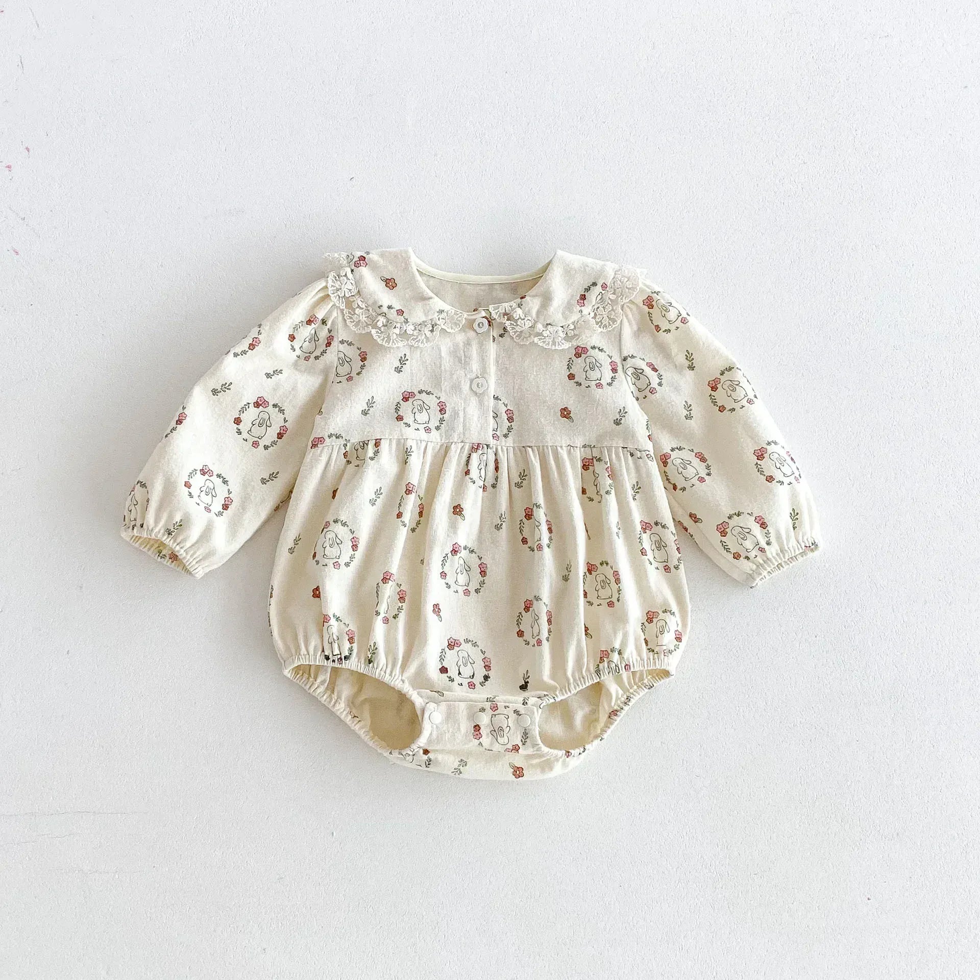 長袖ロンパース Apricot / 66cm 0-6m ベビーロンパース フラワーうさぎプリントレース丸襟長袖ボディスーツ アプリコット【mh0007398】