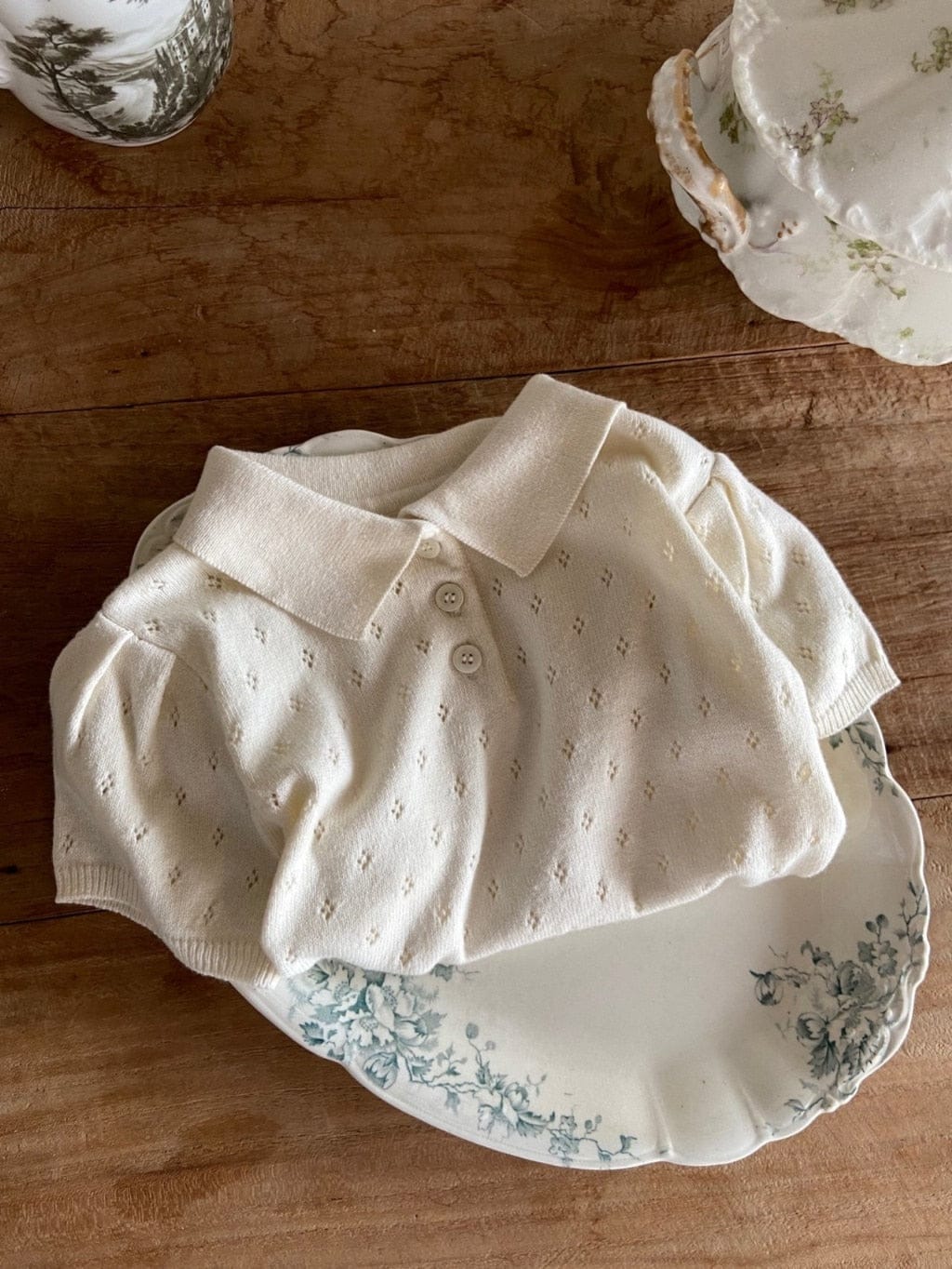 半袖ロンパース Apricot / 6M/66cm / 取り寄せ（10〜35日） ベビー サマー レースニット ポロ襟 半袖 ポロシャツ ロンパース アプリコット ライトパープル ブルー ユニセックス