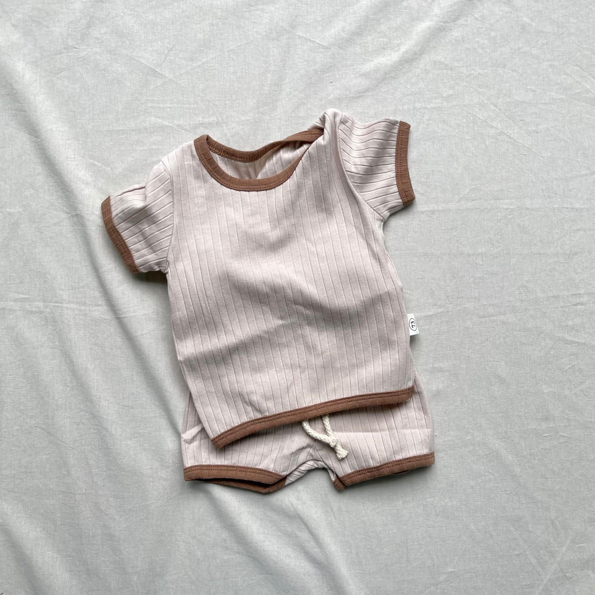 半袖セットアップ Apricot / 73cm バイピング半袖Tシャツ+ショートパンツセットアップ 2点セット【mh0009444】