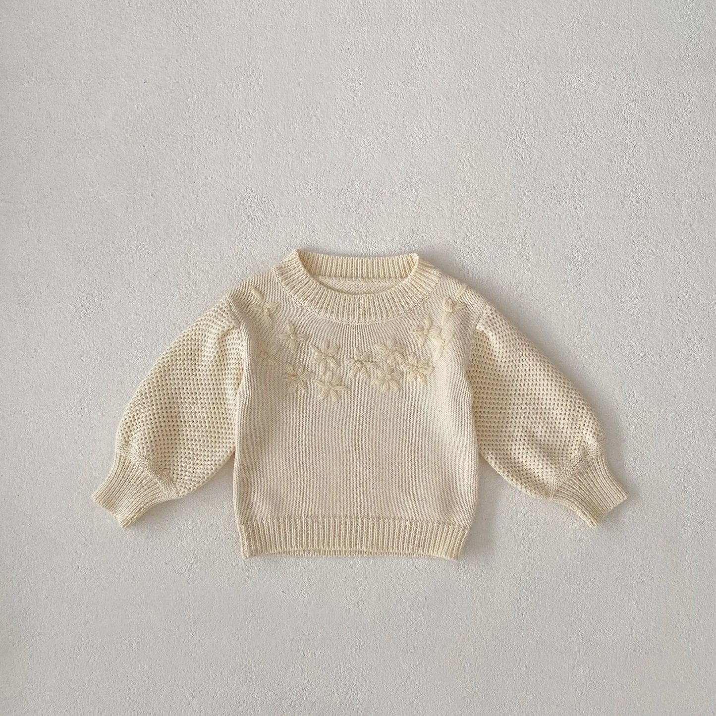 ニット・セーター apricot white / 6M  66cm ベビートップス ニット セーター フラワー刺繍 アプリコットホワイト