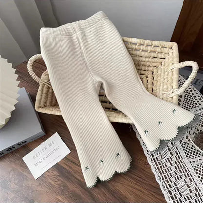 レギンスパンツ Beige / 3T 100cm キッズパンツ チェリーさくらんぼ刺繍裏フリースフレアレギンスパンツ【mh0007708】