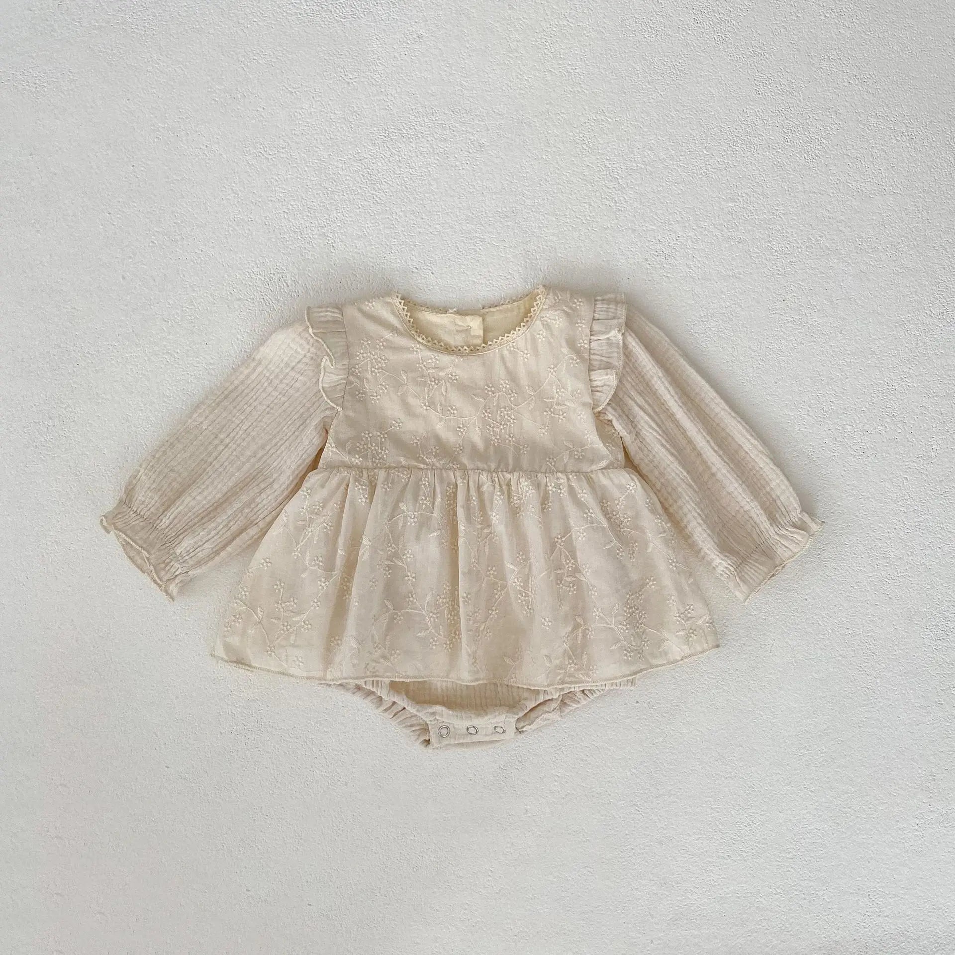 長袖ロンパース beige / 66cm ベビーロンパース 長袖スカートロンパース ショルダーフリル ベージュ