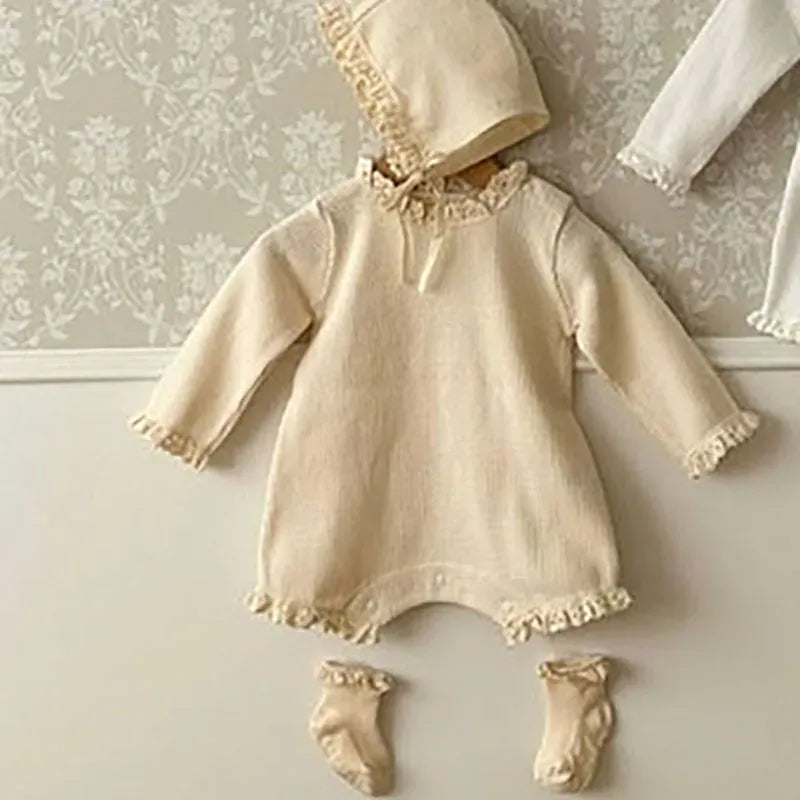 長袖ロンパース beige / 66cm ベビーロンパース ボンネットセット 長袖フリルボディスーツ フリル帽子セット ベージュ/ホワイト/2カラー