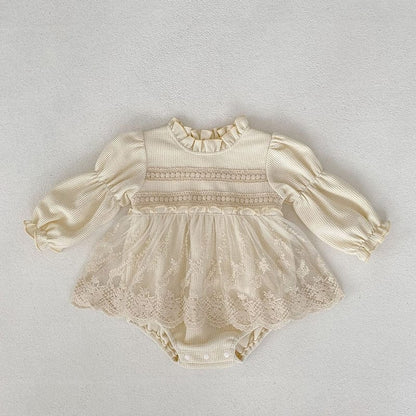 長袖ロンパース beige / 66cm / 取り寄せ（3〜14日） ☺︎ ベビー レース スカート ドッキング ベルスリーブ 長袖 ロンパース ベージュ ガールズ