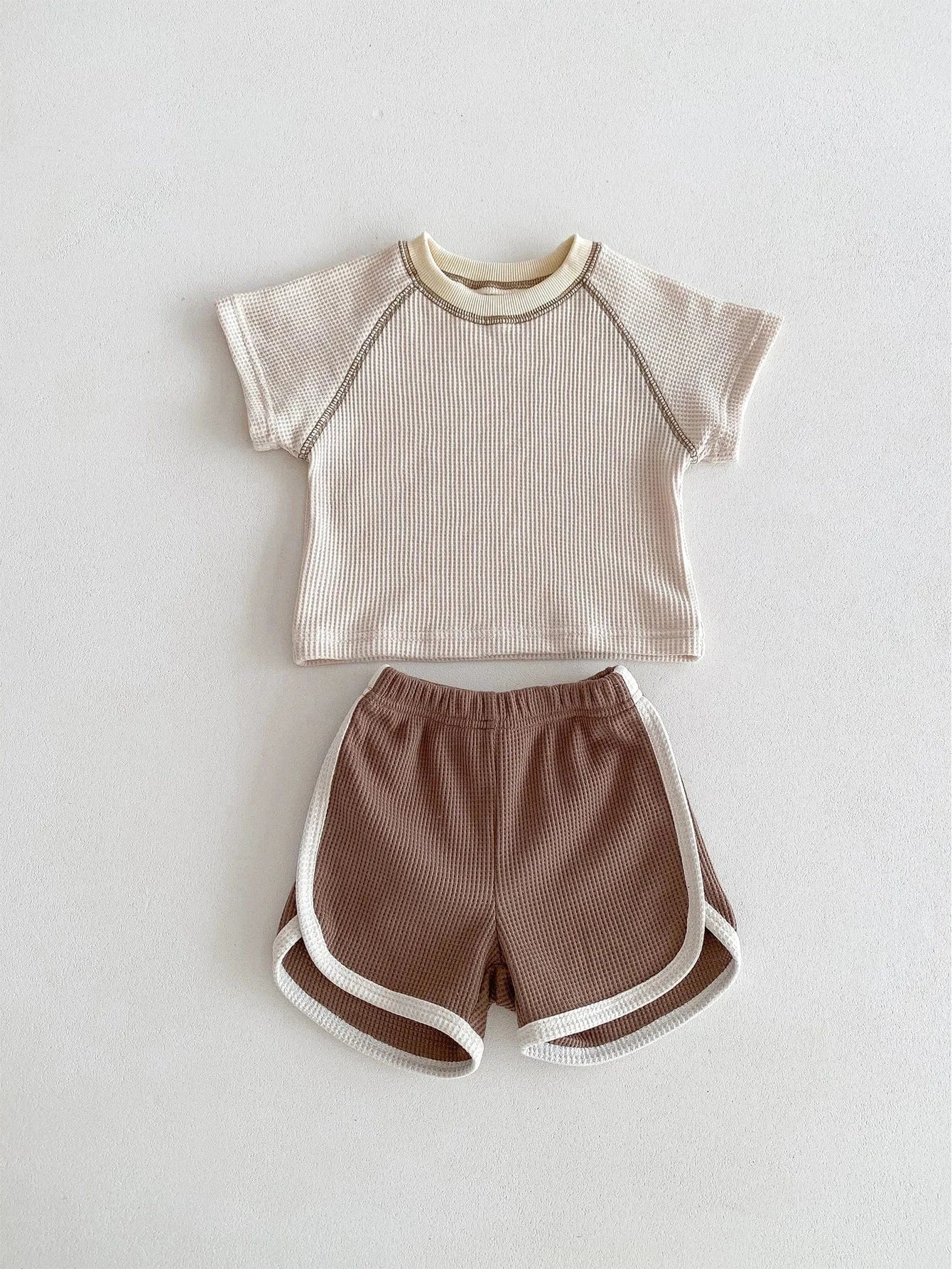半袖セットアップ beige / 66cm / 取り寄せ（3〜14日） ☺︎ ベビーセットアップ 2点セット ワッフル 半袖Tシャツ+ショートパンツ シンプルベーシック 2カラー