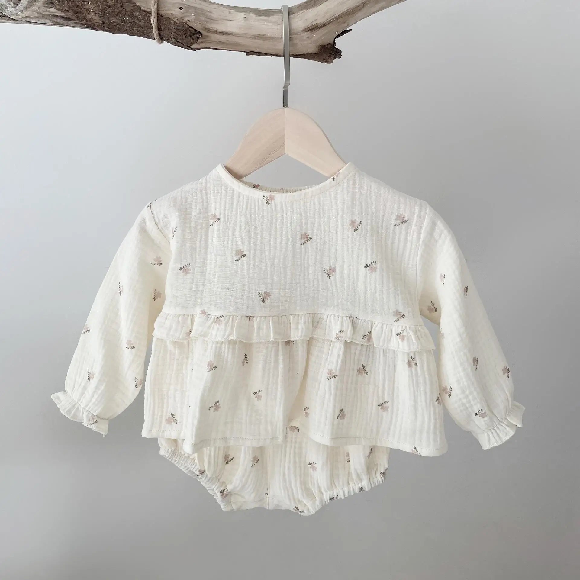 長袖セットアップ beige / 6M  66cm ベビーセットアップ 2点セット 長袖ペプラムチュニックブラウス+ブルマパンツ フラワー小花柄プリント