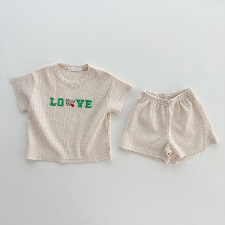 半袖セットアップ beige / 6M/66cm ベビー セットアップ くま ベア 刺繍 半袖Tシャツ ショートパンツ ベージュ ネイビー ピンク ユニセックス