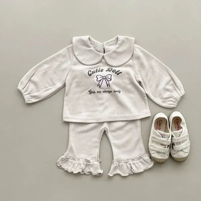 長袖セットアップ Beige / 70cm ベビーキッズセットアップ 2点セット リボンプリント丸襟長袖Tシャツ+裾フリルロングパンツ 2カラー【mh0007416】