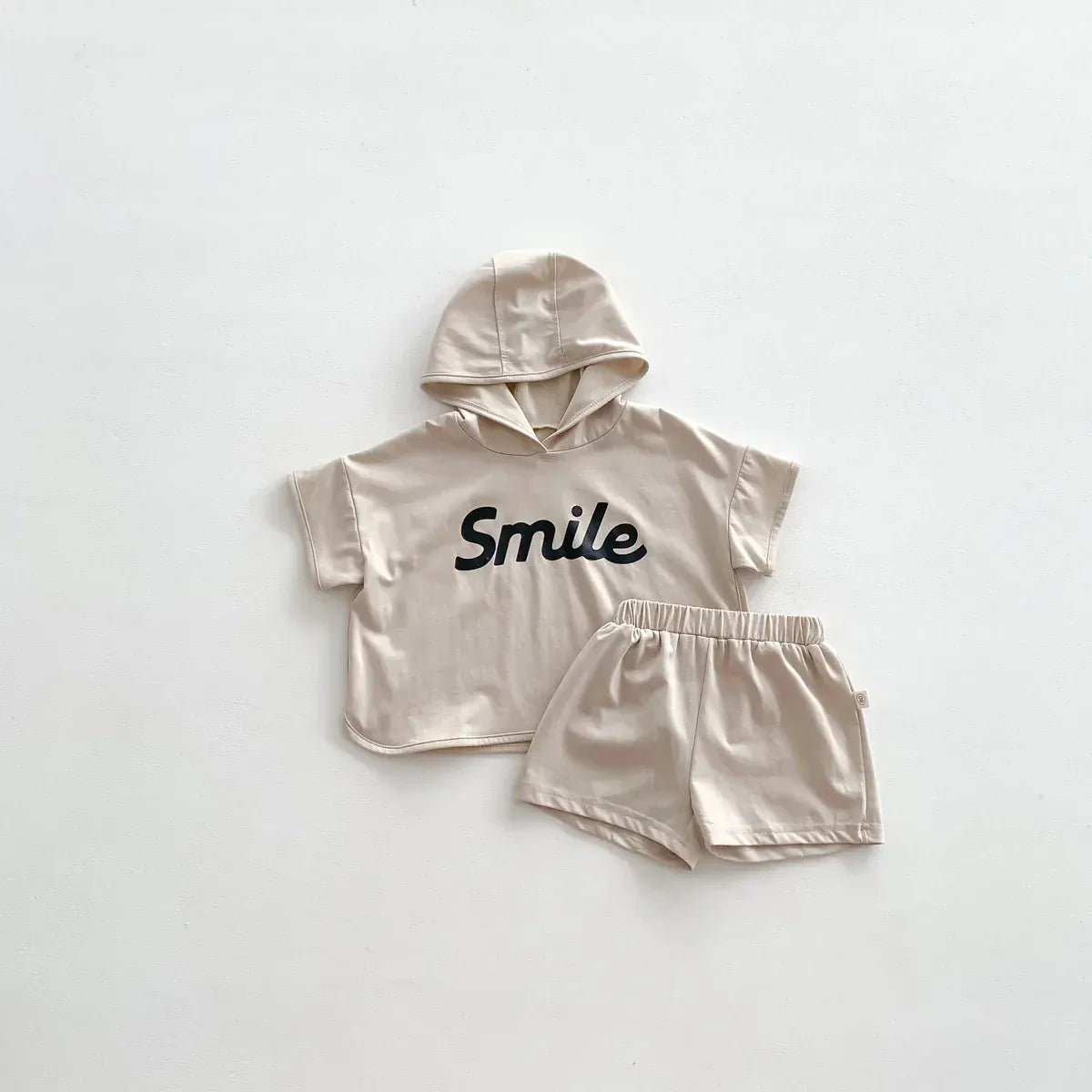 半袖セットアップ beige / 80cm / 取り寄せ（3〜14日） ☺︎ キッズセットアップ 2点セット 半袖フーディTシャツ+ショートパンツ レターロゴプリント2カラー