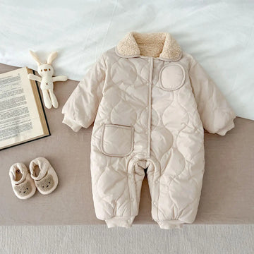 アウタージャンプスーツ beige apricot / 6M  66cm ベビーアウタージャンプスーツ 裏ボアフリースキルティングロンパース 防寒アウター ベージュ ユニセックス 男の子 女の子 子供服