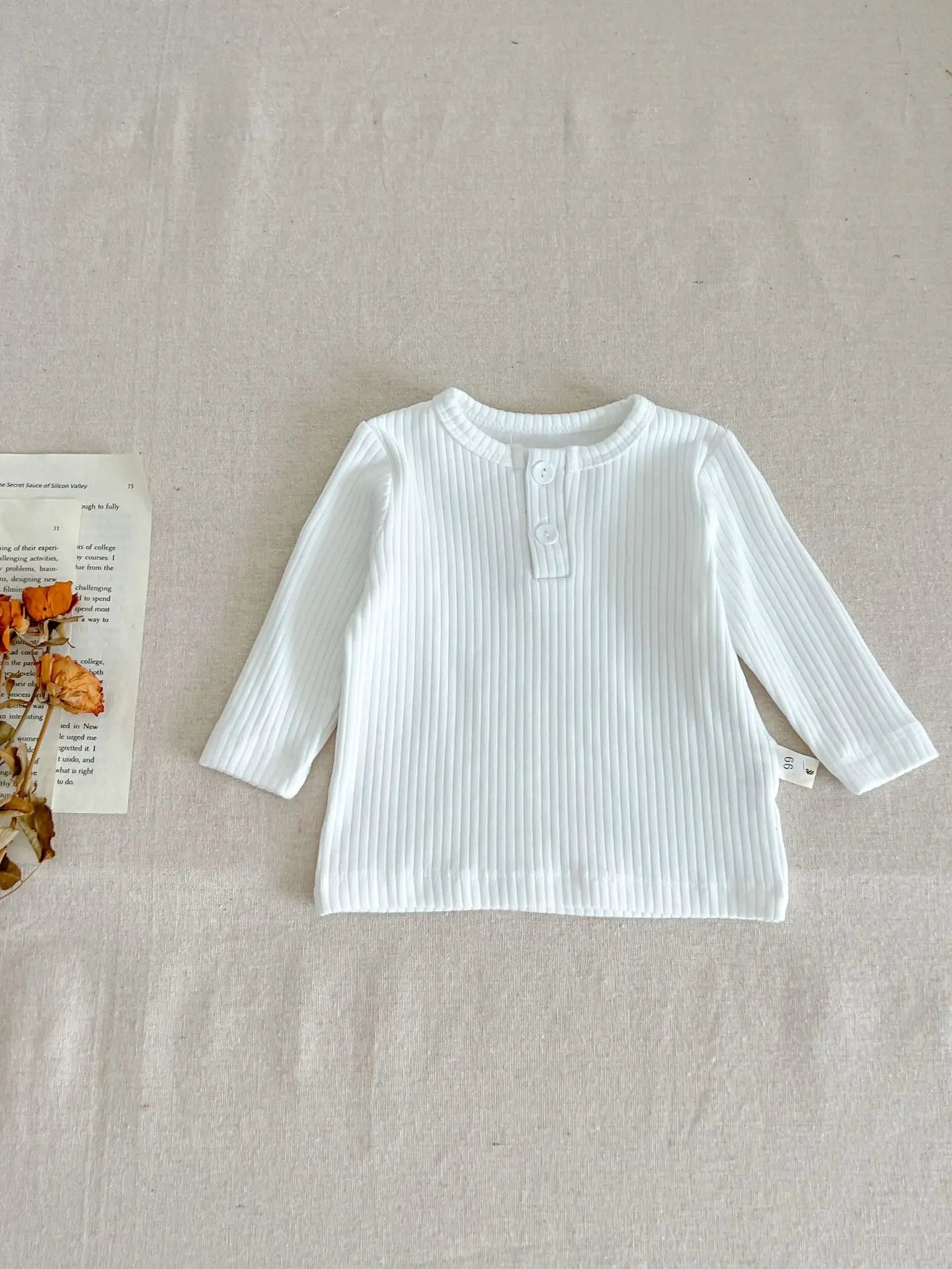 ノースリーブロンパース beige top / 66cm 0-6m / 取り寄せ（7〜21日） ベビーロンパース フリルサスペンダーブルマ ノースリーブボディスーツ フラワー花柄プリント 長袖Tシャツ