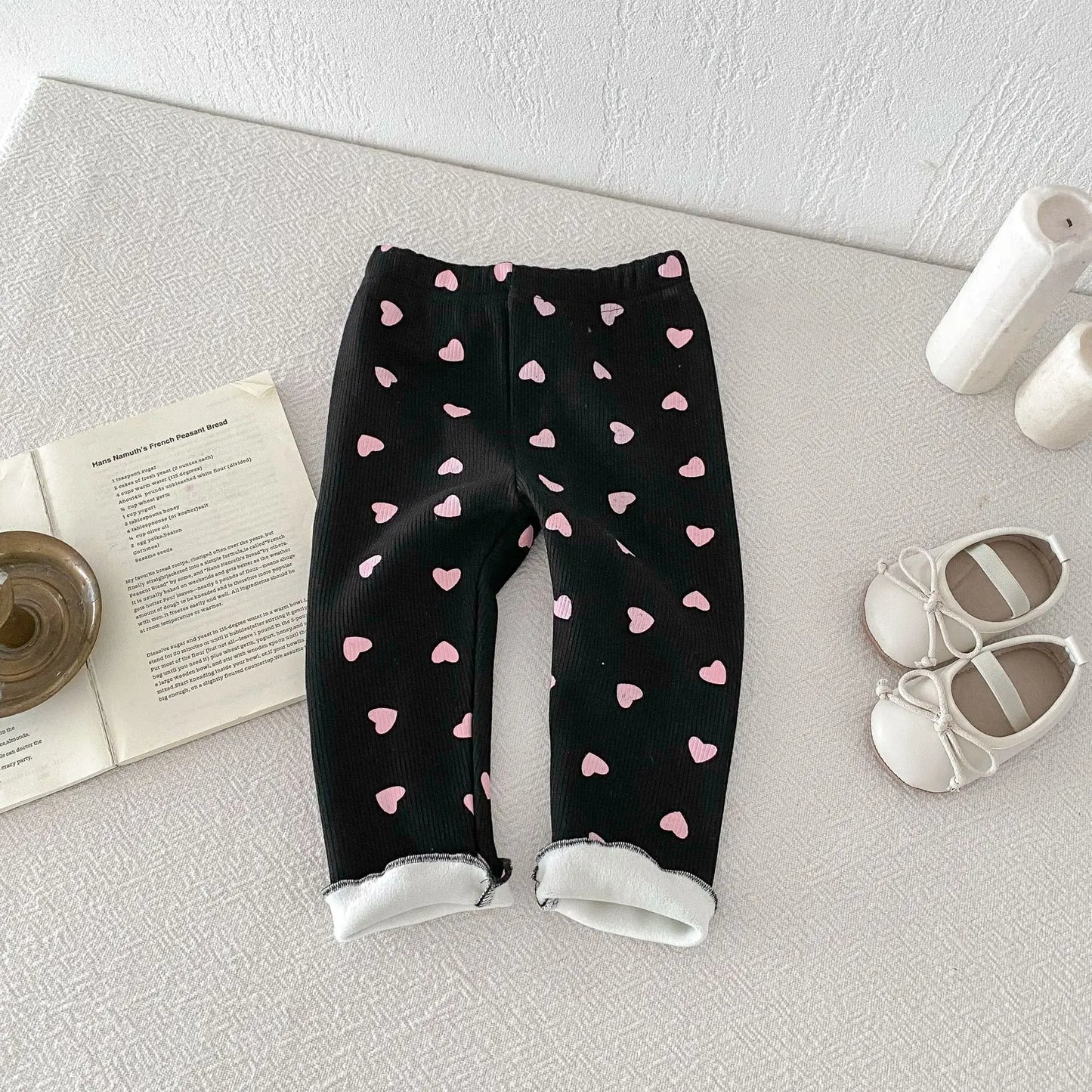 レギンスパンツ Black / 12M  80CM キッズパンツ ハートプリント裏フリースレギンスパンツ【mh0008371】