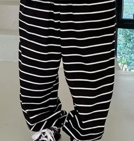 ロングパンツ・スウェットパンツ black / 2T  90cm キッズパンツ ボーダー柄 スウェットロングパンツ ブラック/ホワイト/2カラー