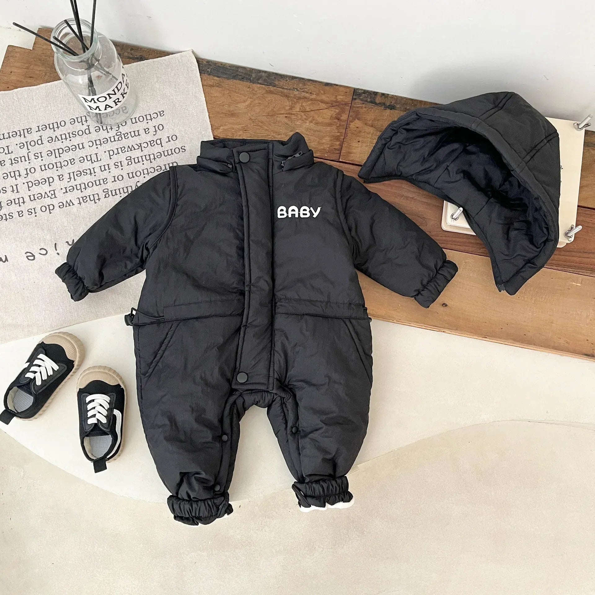 アウタージャンプスーツ Black / 6M  66CM ベビーアウタージャンプスーツ ロゴプリントフーディ防寒長袖ロンパース【mh0008382】
