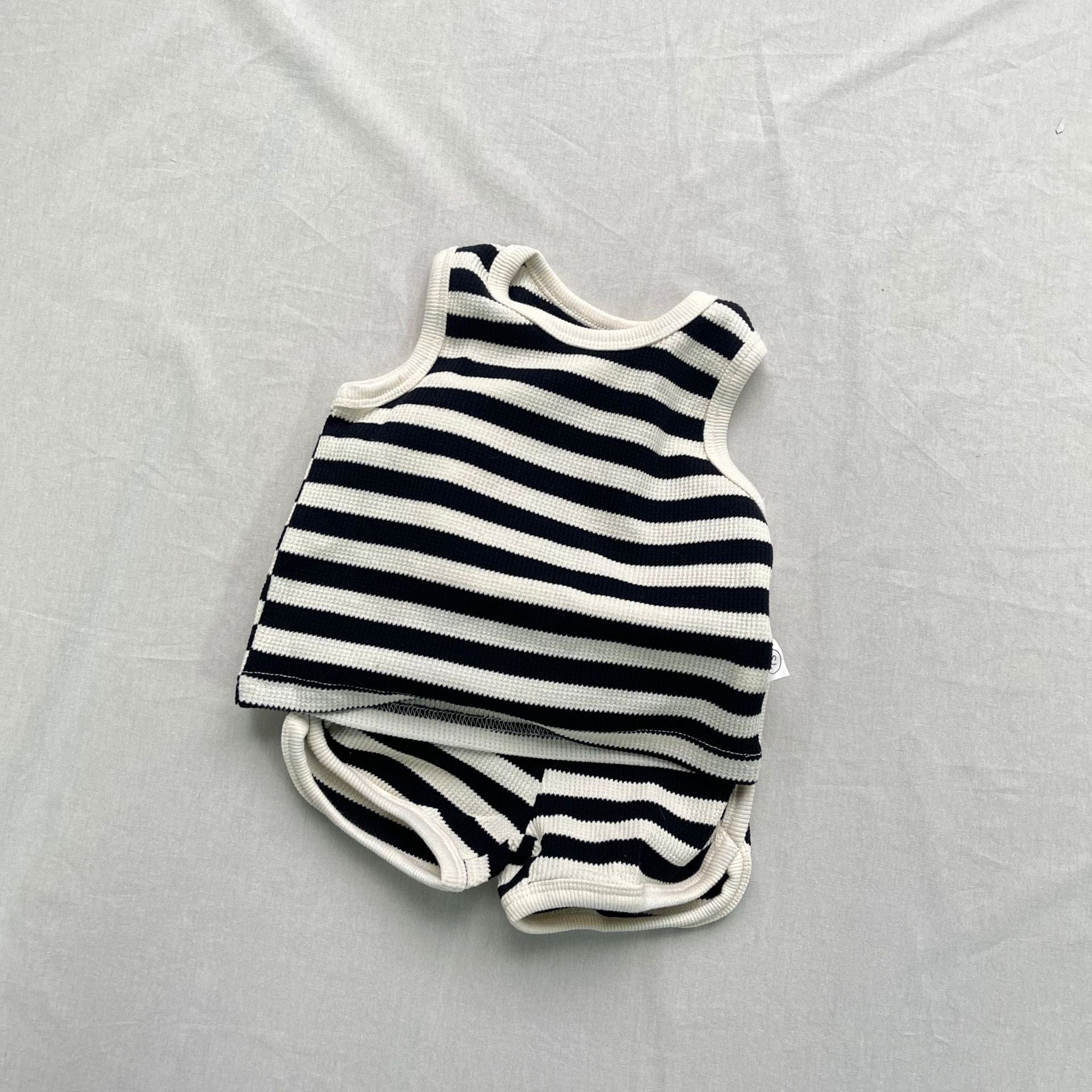 ノースリーブセットアップ Black / 73cm ボーダータンクトップショートパンツセットアップ 2点セット【mh0009423】