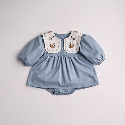 長袖ロンパース blue / 66cm / 取り寄せ（3〜14日） ☺︎ ベビー服 ワンピース ロンパース フラワー 長袖 刺繍 ビッグ襟 ガーリー 女の子