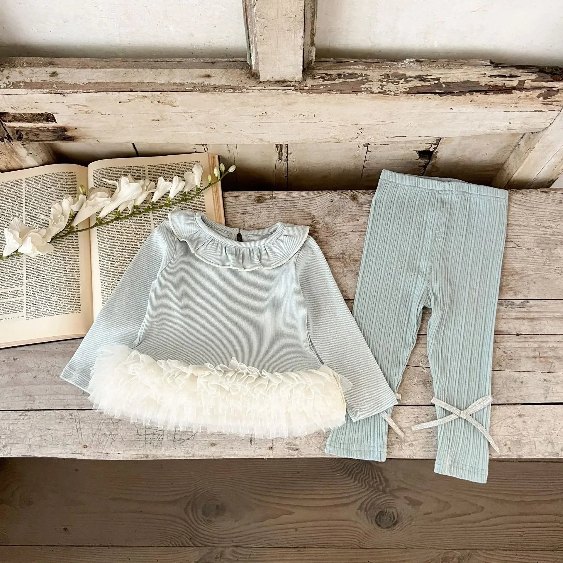 長袖セットアップ Blue / 73cm 6-9M ベビーセットアップ 2点セット 裾チュールフリルペプラム長袖Tシャツ+リボンレギンスパンツ 2カラー【mh0007105】