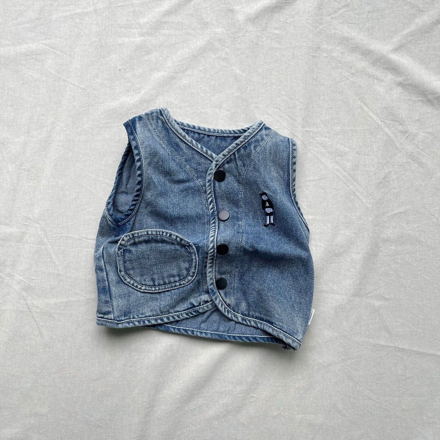 ベスト Blue / 73cm 刺繍ワンポイントデニムベスト【mh0009440】