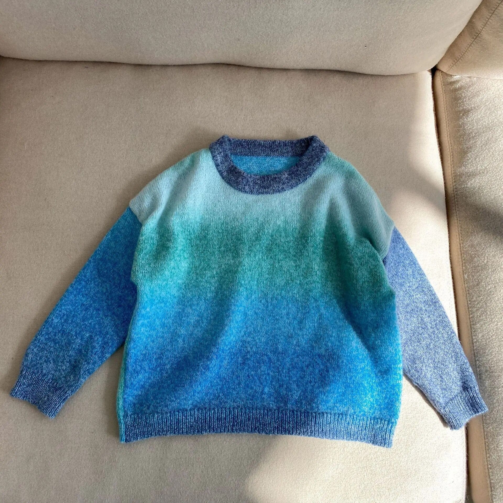 ニット・セーター blue / 80cm キッズセーター ニットトップス レインボー グラデーション カラフル 3カラー ユニセックス 男の子 女の子 子供服 1085C