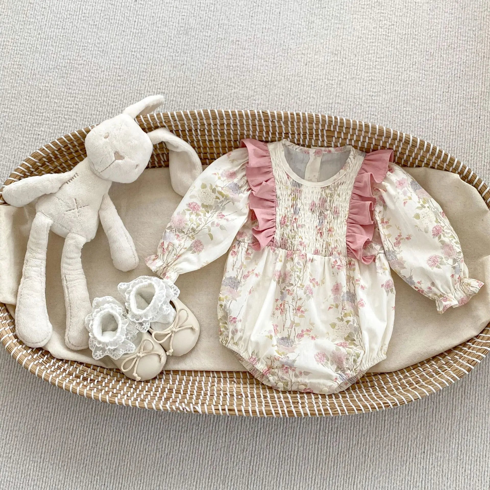 長袖ロンパース bodysuit / 6M  66CM ベビーロンパース/キッズワンピース 長袖ショルダーフリル フラワー花柄プリント リンクコーデ 姉妹 お揃いコーデ【mh0005083】
