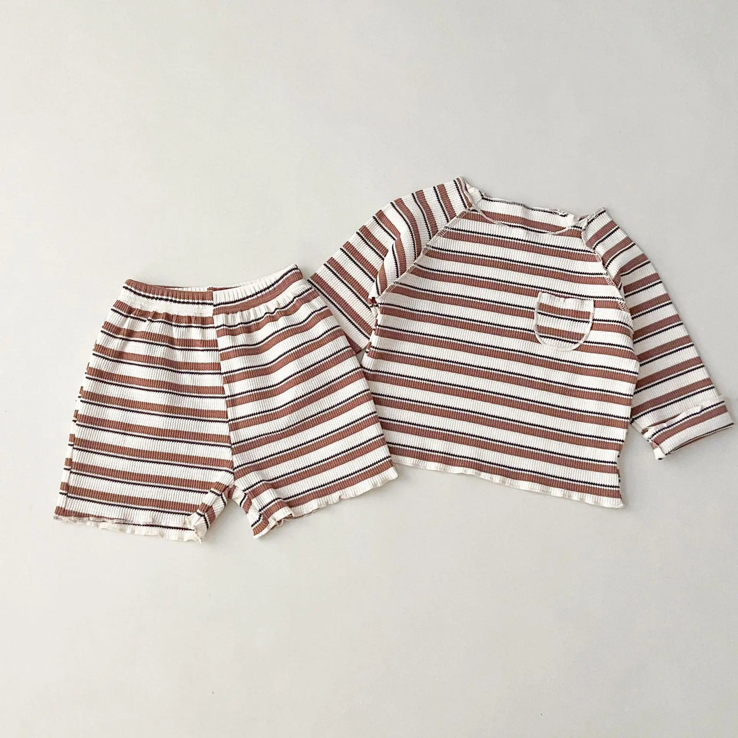長袖セットアップ brown / 12M  80cm キッズセットアップ 長袖Tシャツ+ショートパンツ ボーダー ルームウェア 2カラー