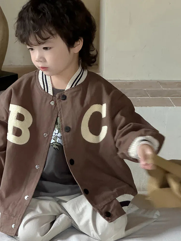 ショートコート・ジャケット・ジャンパー Brown / 24M  90CM キッズアウター アルファベットアップリケスタジアムジャンパー スタジャン2カラー【mh0006708】