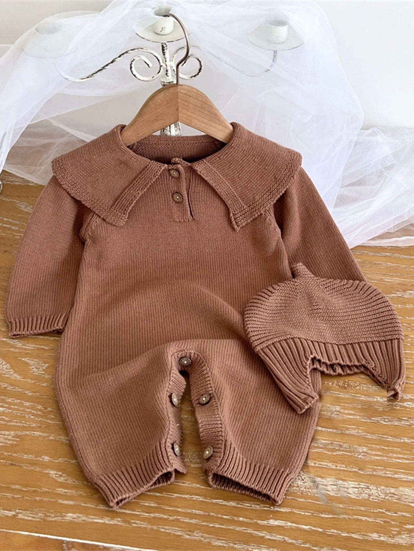 長袖ロンパース brown / 66cm ベビー 長袖ロンパース 帽子セット ニットジャンプスーツ 襟付き ニットキャップ ニット帽 ブラウン ベージュ 2カラー ユニセックス 男の子 女の子 子供服