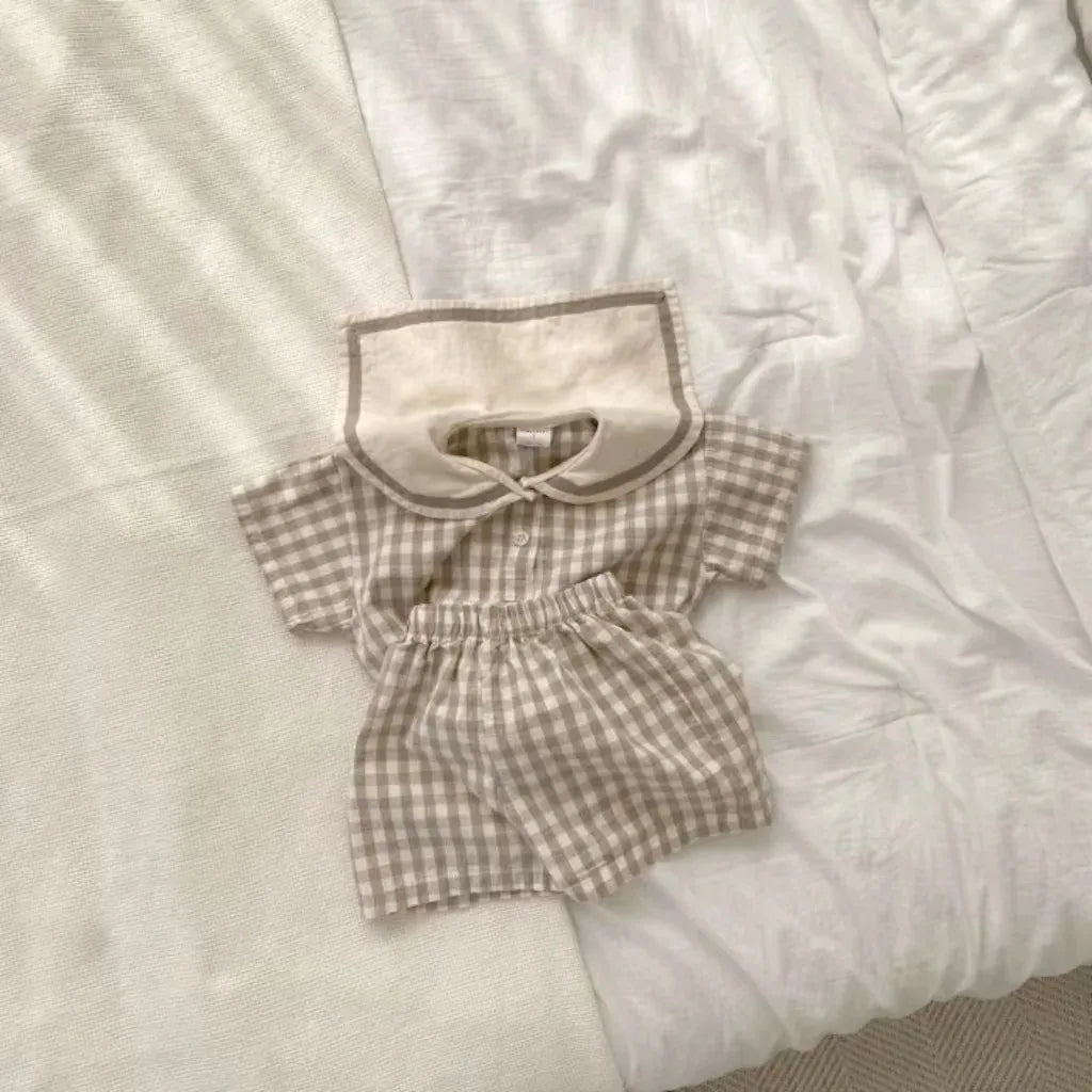 半袖セットアップ Check / 9M 73cm ベビーセットアップ 2点セット セーラーカラー半袖Tシャツ+ショートパンツ 無地/チェック 2カラー【mh0005786】