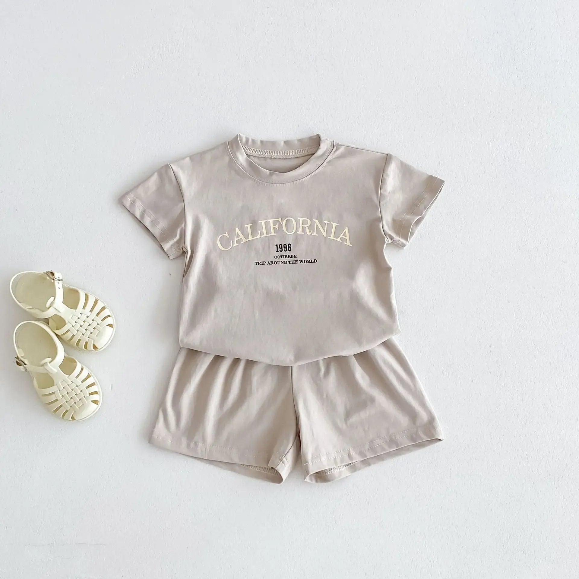半袖セットアップ Coffee / 80cm 9-12m キッズセットアップ 2点セット 半袖Tシャツ+ショートパンツ レターロゴプリント 3カラー