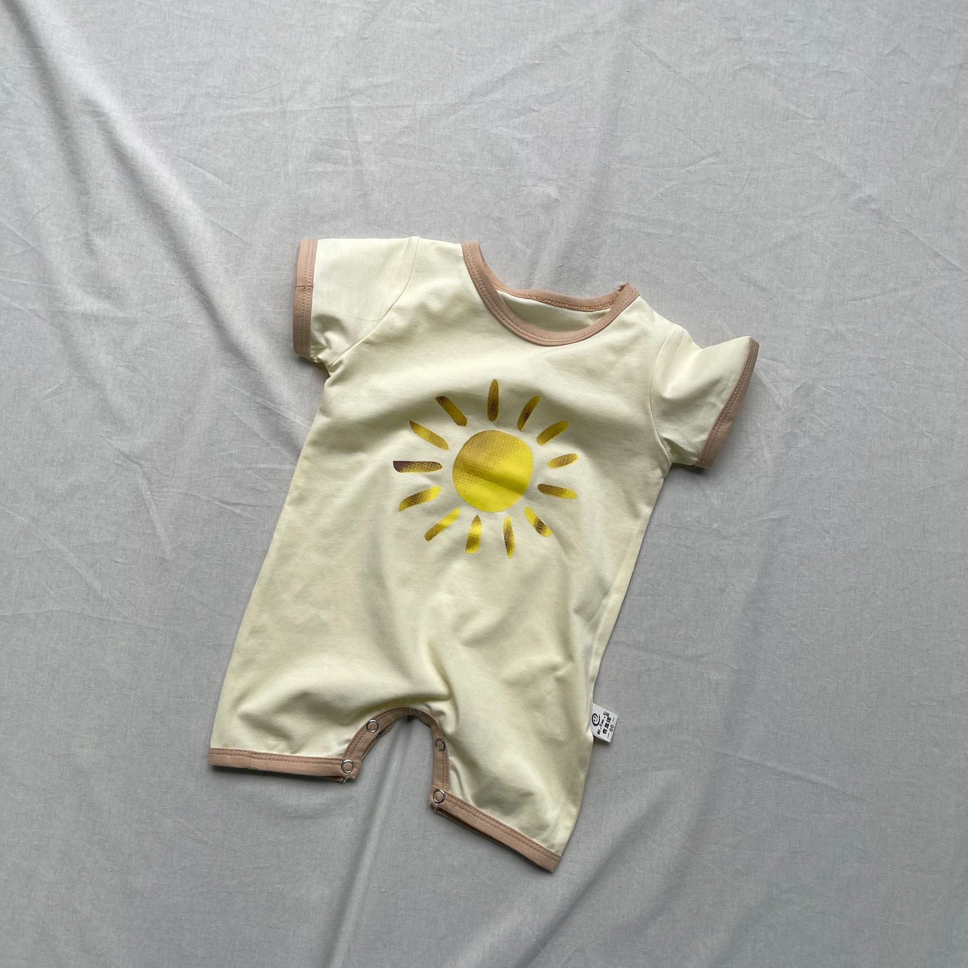 半袖ロンパース Creamy White / 66cm SUN太陽プリント半袖ジャンプスーツロンパース【mh0009449】