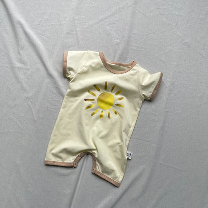 半袖ロンパース Creamy White / 66cm SUN太陽プリント半袖ジャンプスーツロンパース【mh0009449】
