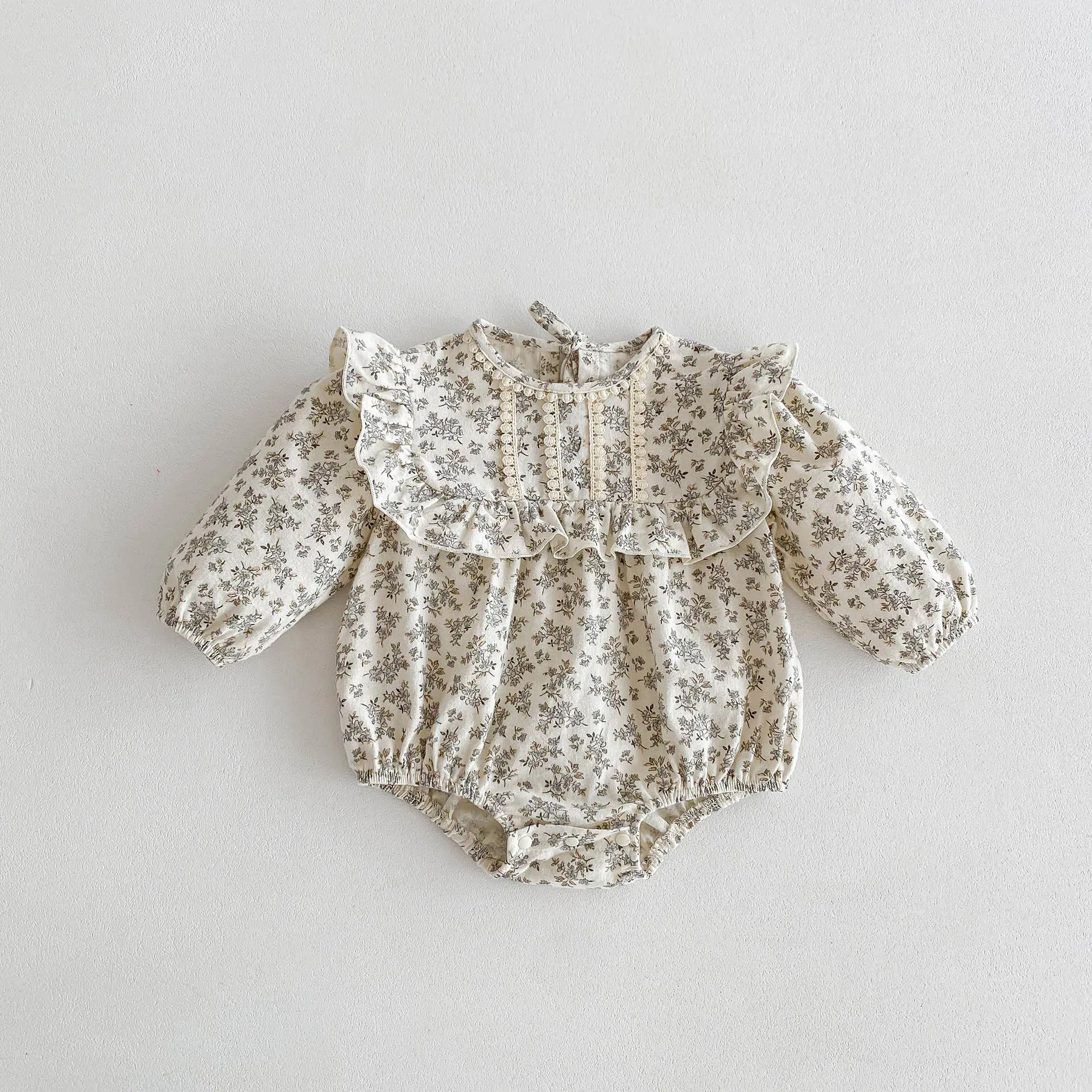 長袖ロンパース Floral / 66cm ベビーロンパース 長袖フリルボディスーツ フラワー花柄プリント レース【mh0004930】