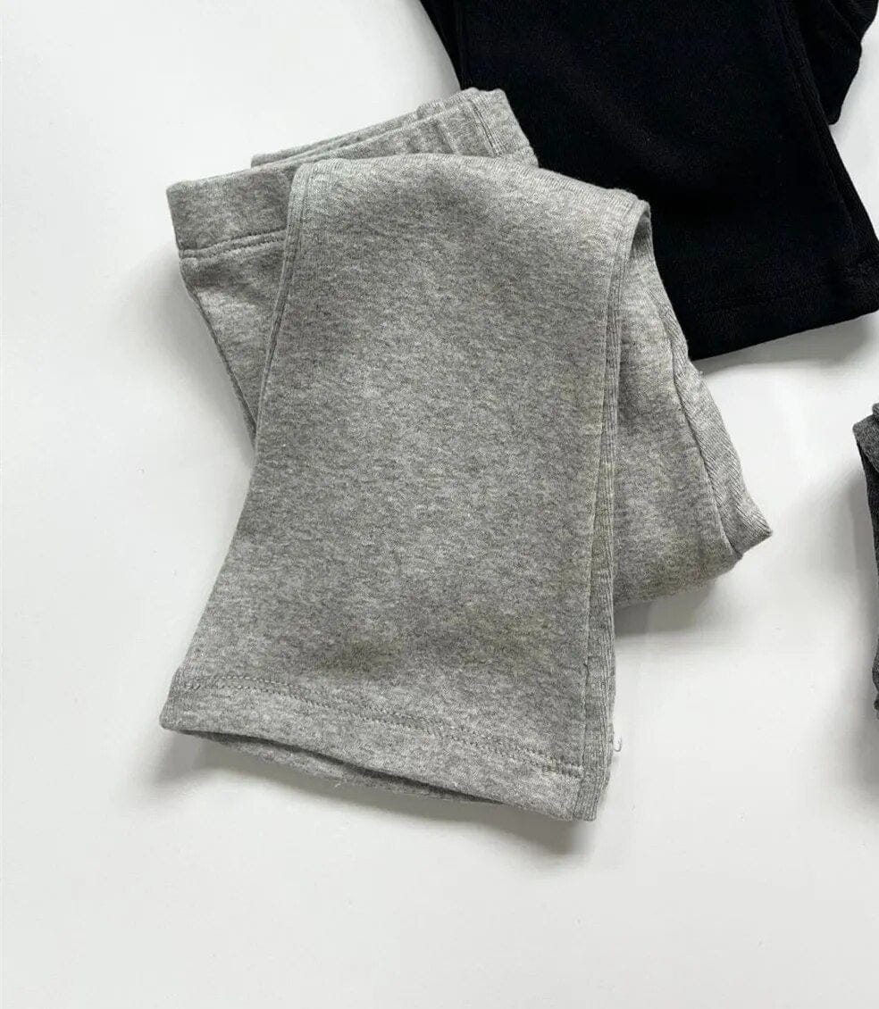 レギンスパンツ Gray / 90cm キッズ フレアパンツ レギンスパンツ 無地 シンプル ベーシック グレー ダークグレー ブラック ベージュ 4カラー ガールズ 女の子 子供服