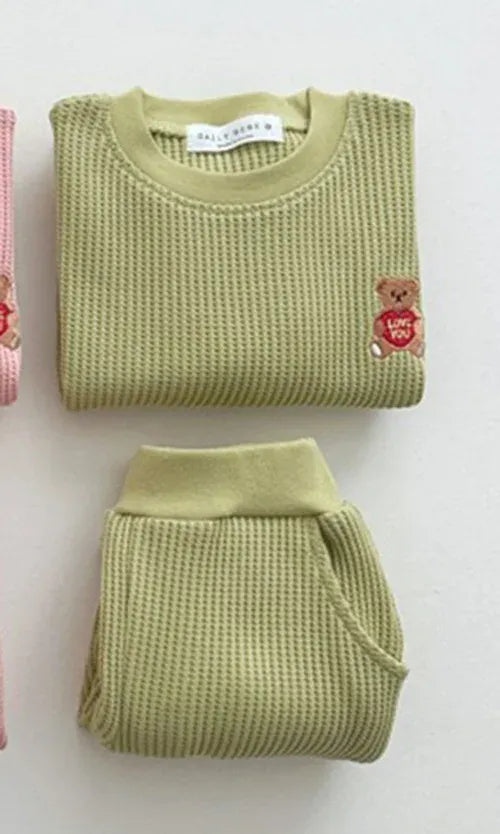長袖セットアップ green / 66cm ベビーセットアップ 2点セット ワッフル 長袖Tシャツ ロングパンツ ベアくまワンポイント刺繍
