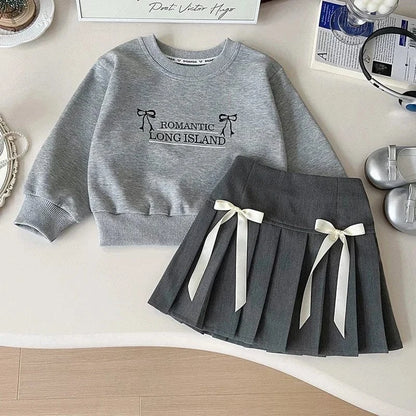 長袖セットアップ Grey / 2T 90cm キッズセットアップ 2点セット リボン刺繍スウェットトレーナー+リボンプリーツスカート グレー【mh0007756】