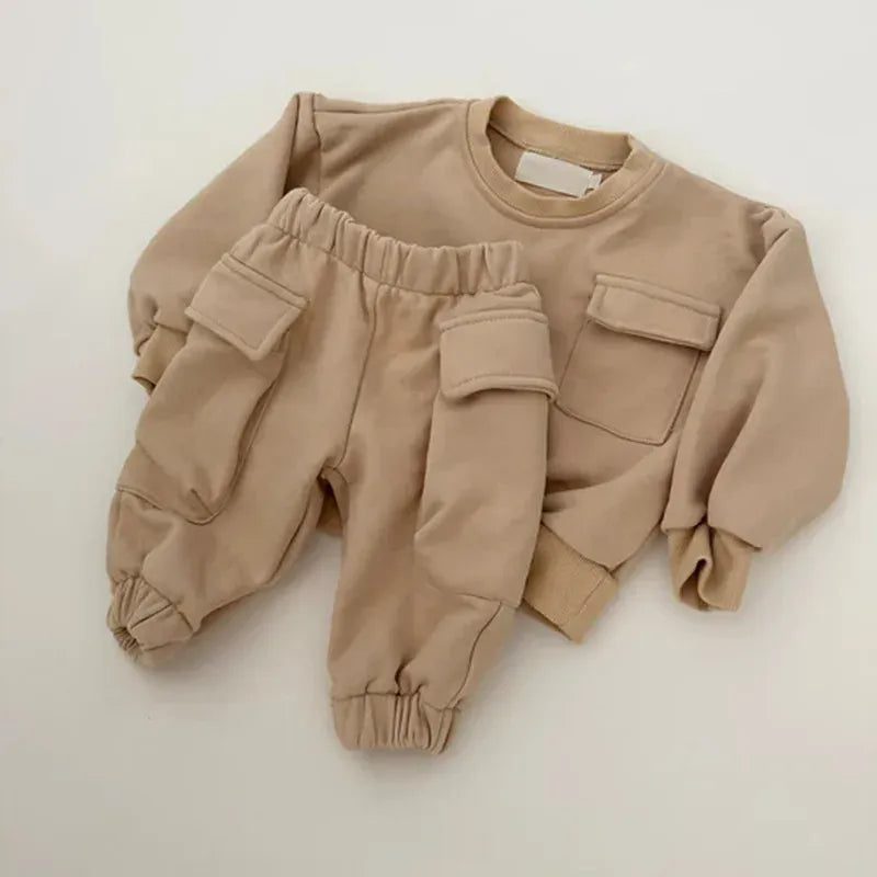 長袖セットアップ khaki / 12M  80CM キッズセットアップ 2点セット フラップポケット長袖スウェットシャツ+ロングスウェットパンツ【mh0008318】