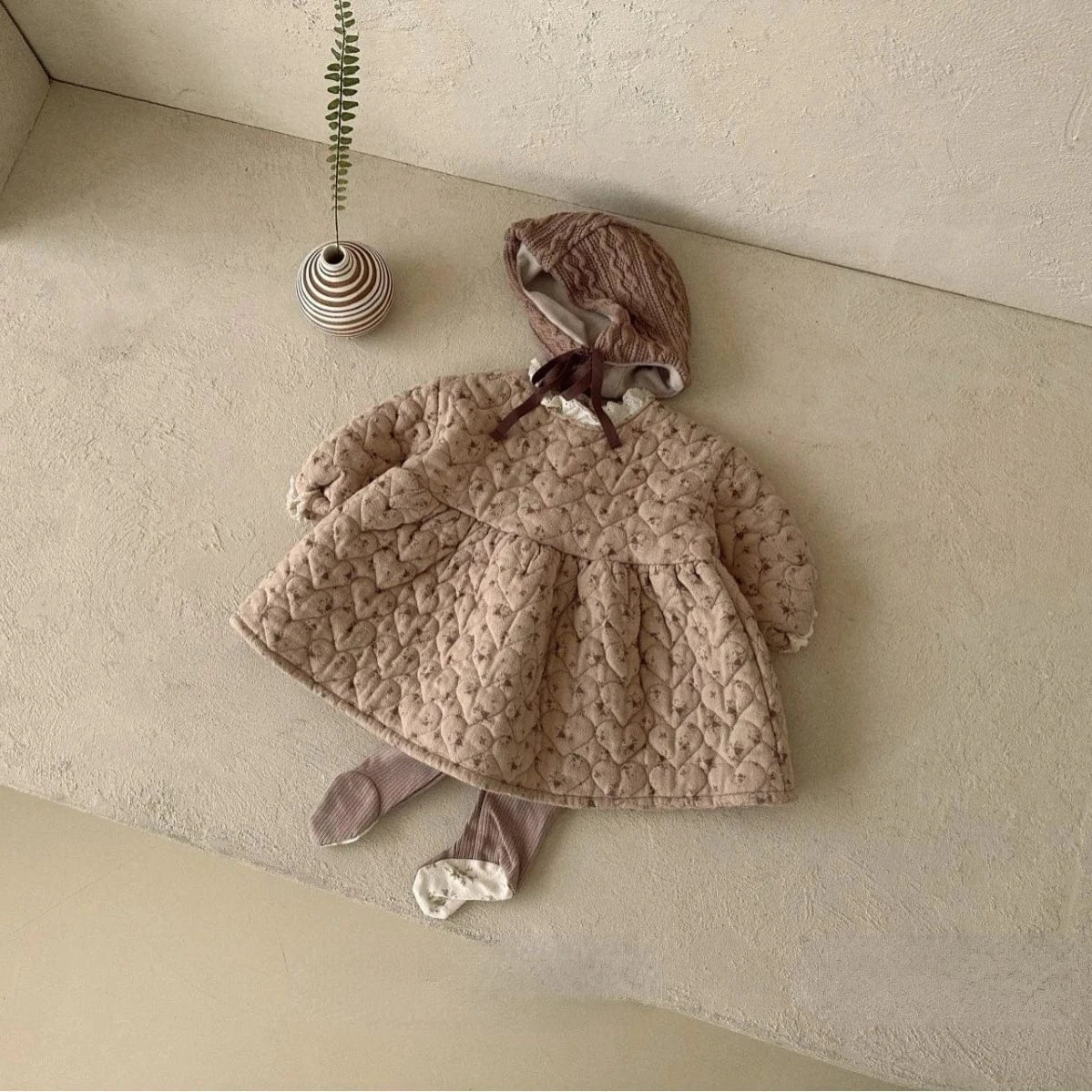 長袖ワンピース khaki / 73cm ベビーキッズ長袖ワンピース キルティング フラワー 花柄プリントワンピース 2カラー ガールズ 女の子 子供服