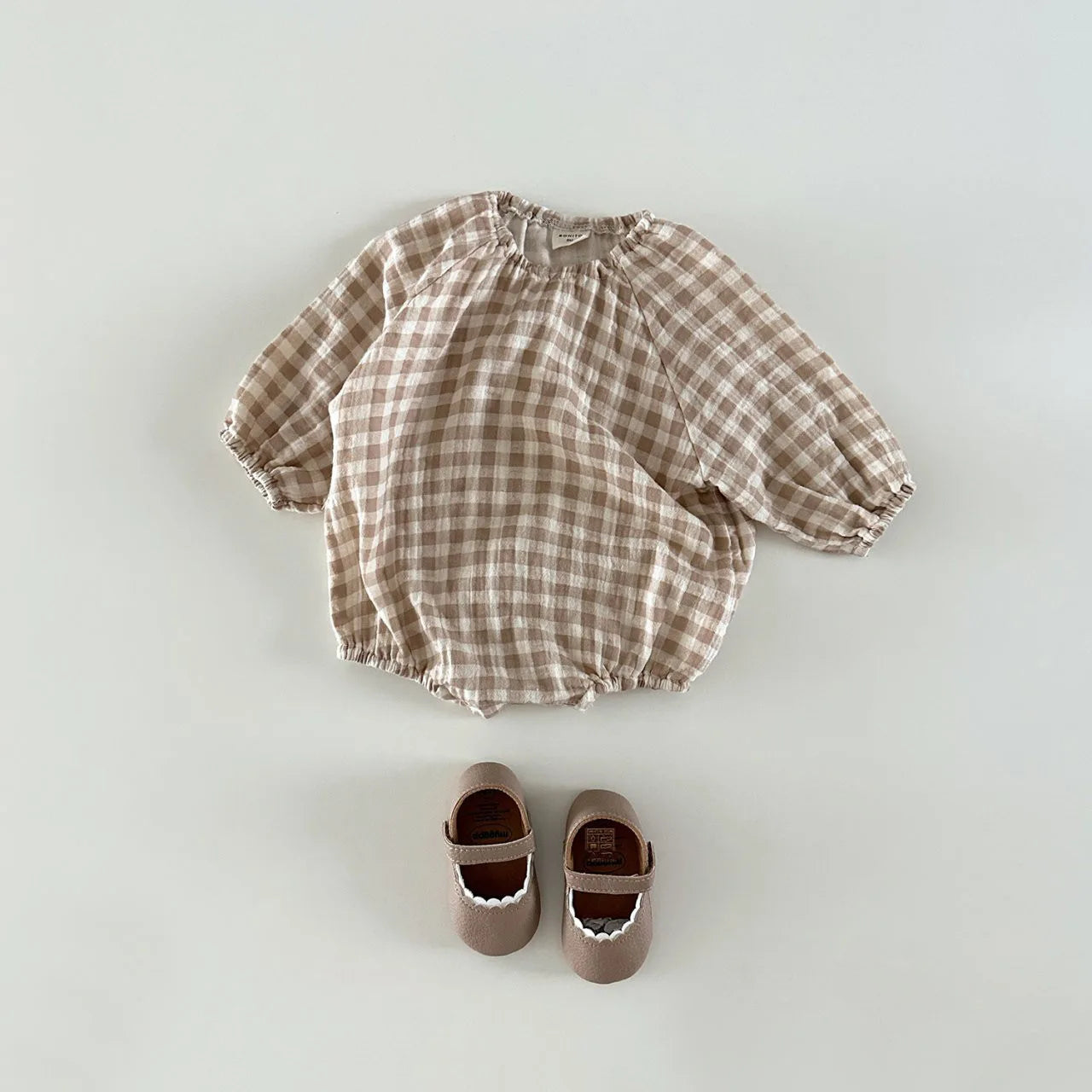 長袖ロンパース khaki plaid / 66cm 0-6m ベビーロンパース 長袖ボディスーツ ダブルガーゼ ハート チェック プリント 2カラー【mh0003760】