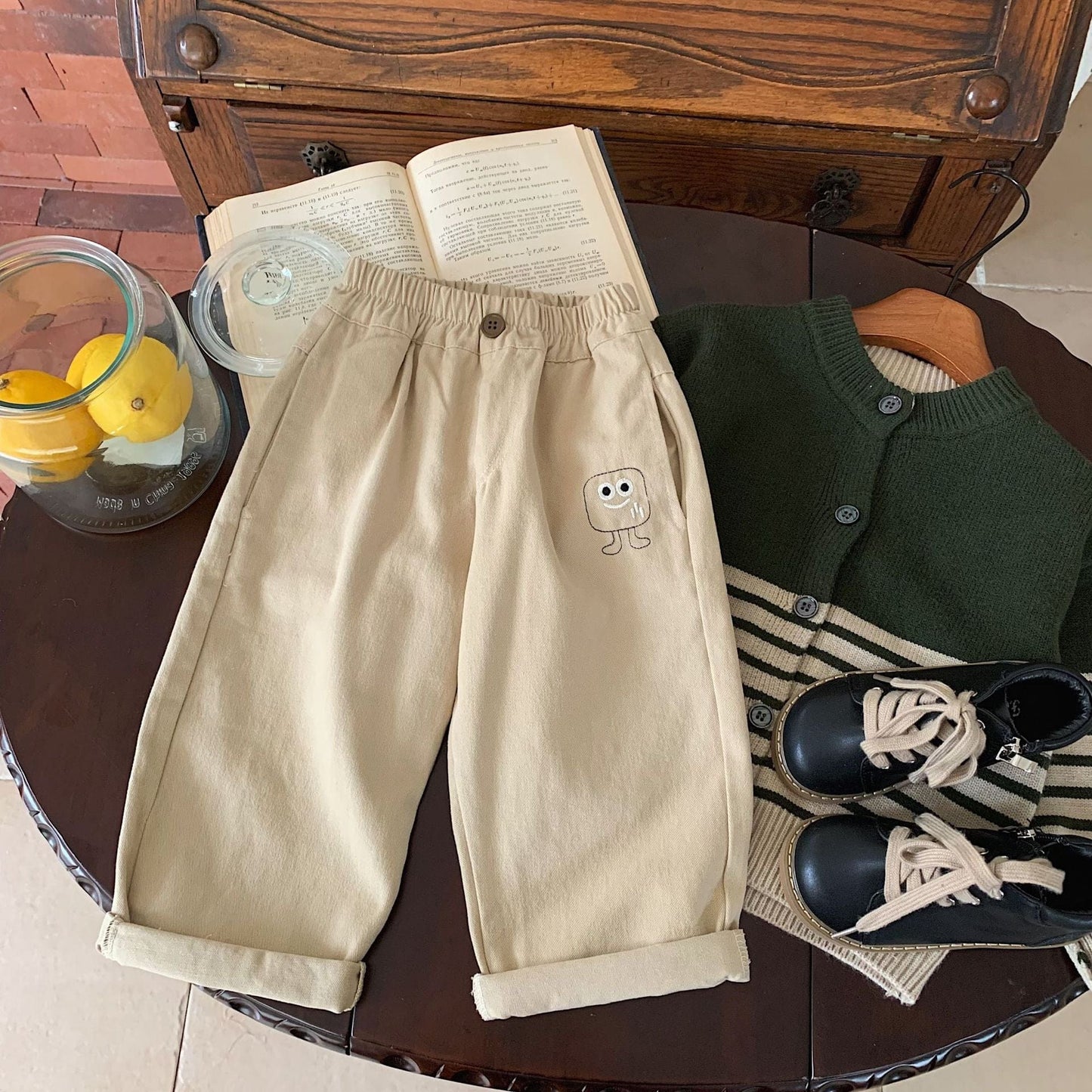 ロングパンツ・スウェットパンツ キッズパンツ キャラクターアップリケロングルーズパンツ【mh-0008542】