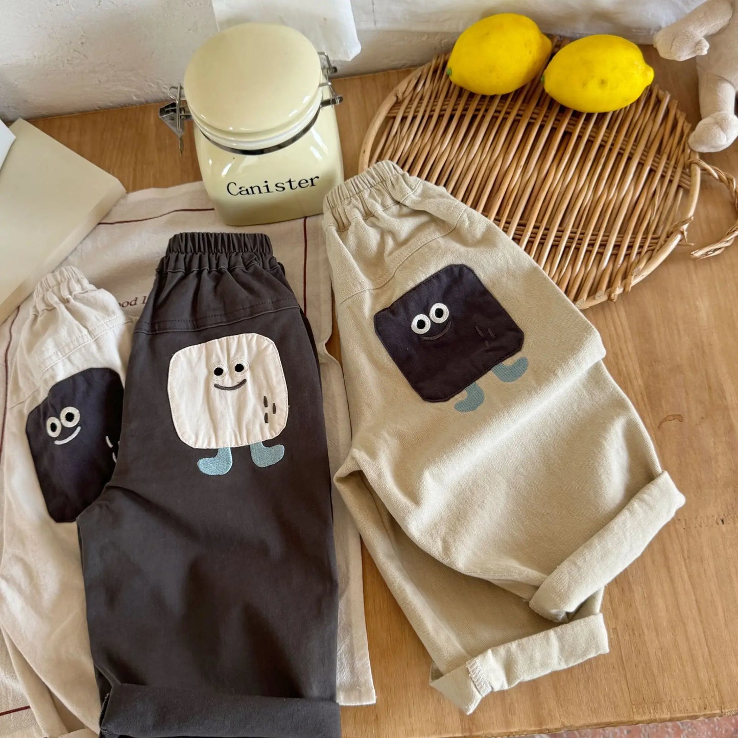 ロングパンツ・スウェットパンツ キッズパンツ キャラクターアップリケロングルーズパンツ【mh-0008542】