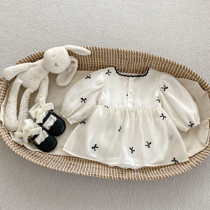 長袖ロンパース ベビーロンパース リボン刺繍シアースカート長袖パフスリーブボディスーツ【mh-0008550】