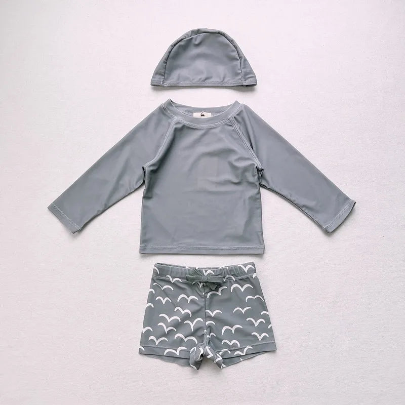 ベビー用水着 キッズ水着 ボーイズ 半袖長袖 セパレートラッシュガード  スイムウェア スイミングウェア 帽子セット【mh0004294】