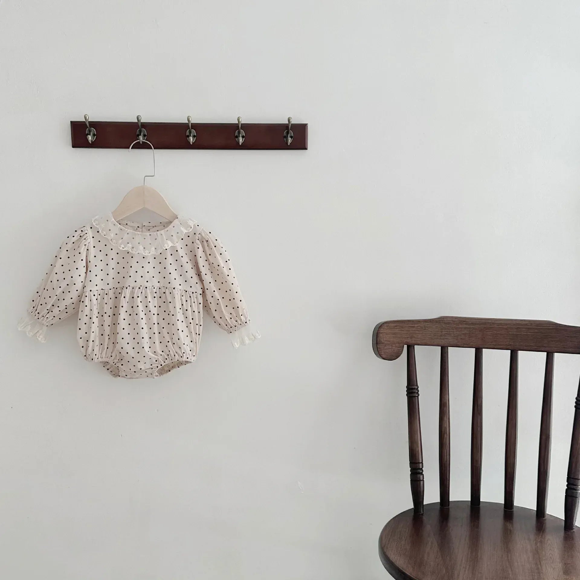 長袖ロンパース ベビーロンパース 長袖パフスリーブボディスーツ レース 水玉ドットプリント【mh0004666】