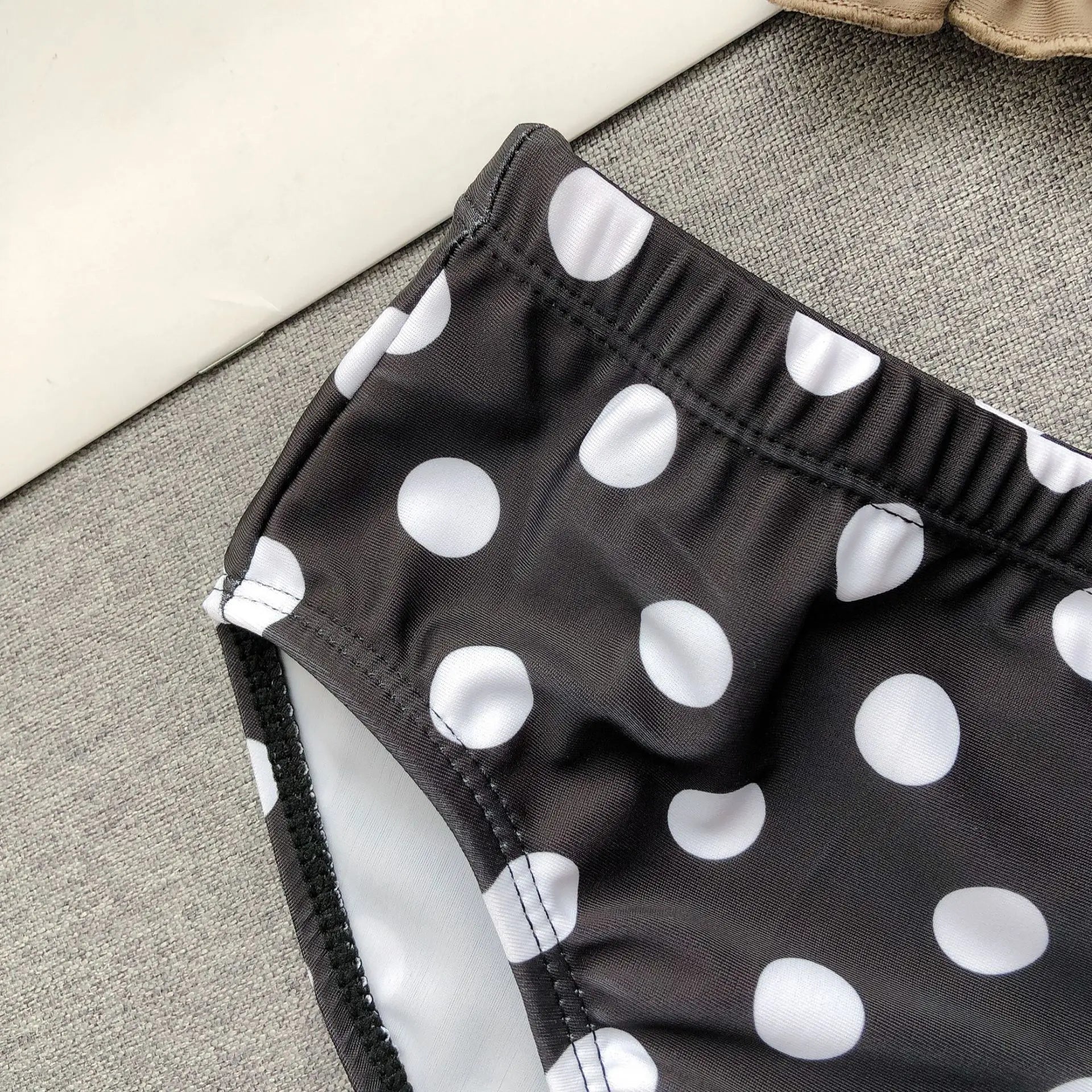 ベビー用水着 キッズ水着 帽子セット セパレート ビキニ タンキニ オフショルダー レトロ 水玉ドット フラワー花柄 ガールズ スイムウェア【mh0005135】